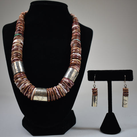 Lion's Paw Shell Necklace/Earrings Set