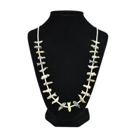 NEcklace: Serpentine Fetishes, Fine Clamshell Heishi
Pete & Dinah Gasper, Zuni